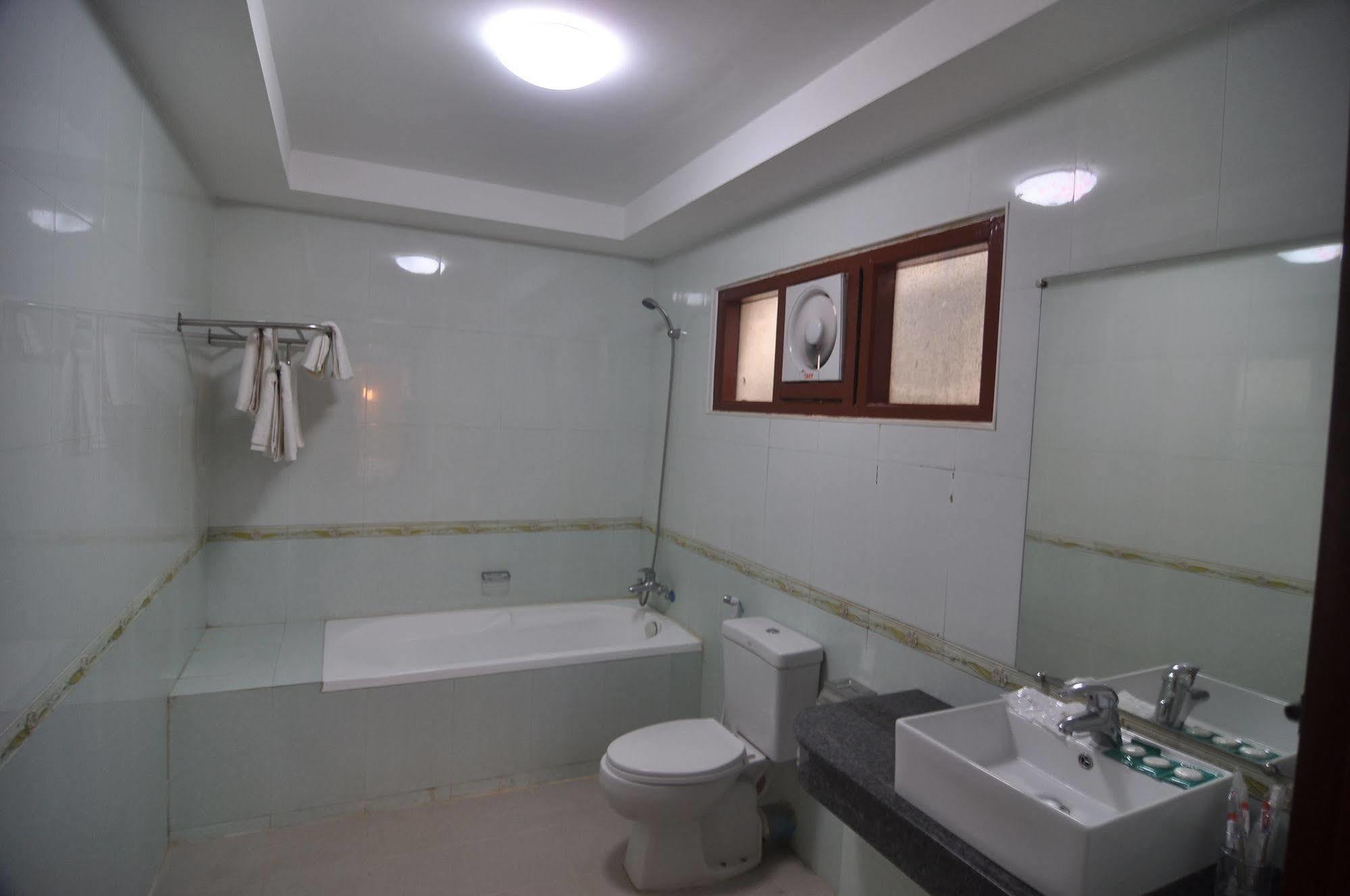 Green Land Motel Bagan Ngoại thất bức ảnh